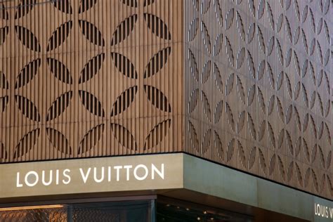 is louis vuitton cheaper in mexico city